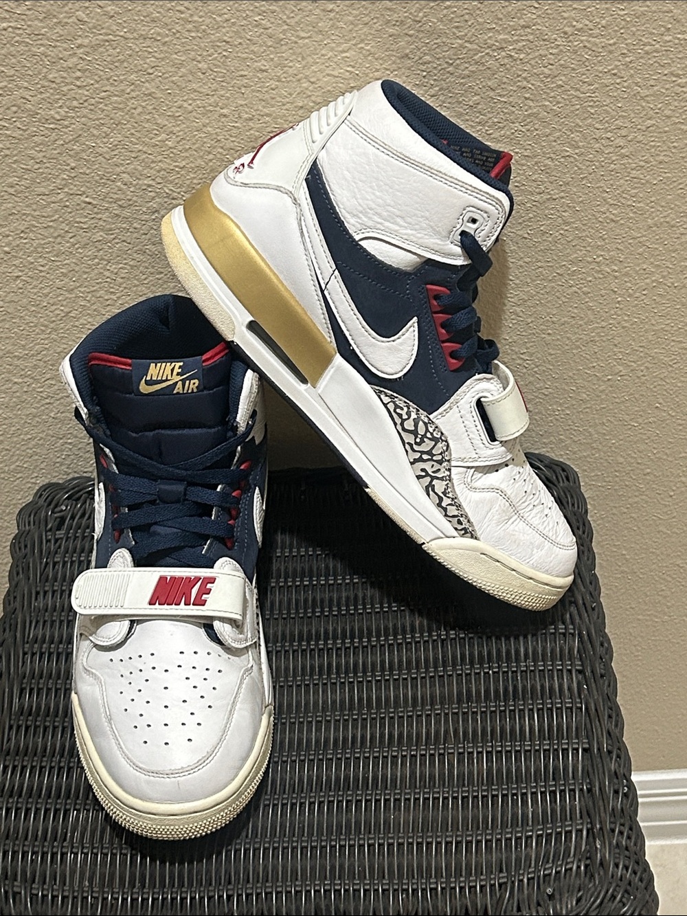 Size 11 Jordan Legacy 312 Olympic AV3922-101